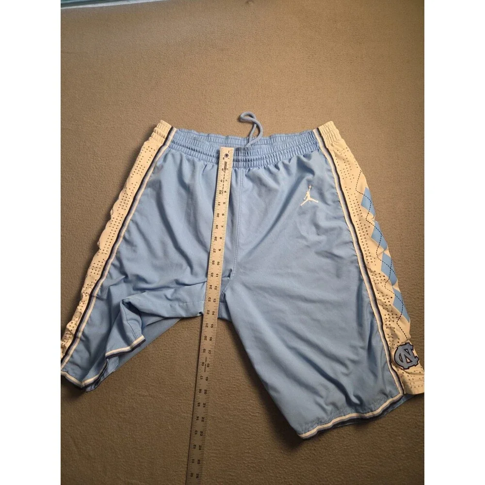 Vintage Nike Jordan UNC Tar Heels Basketball Shorts Medium Blue Argyle Stitched